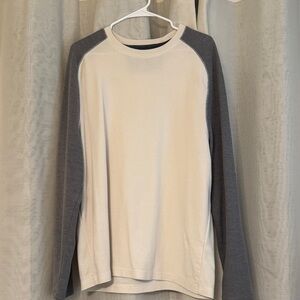 Banana Republic Cream and Gray Long Sleeve